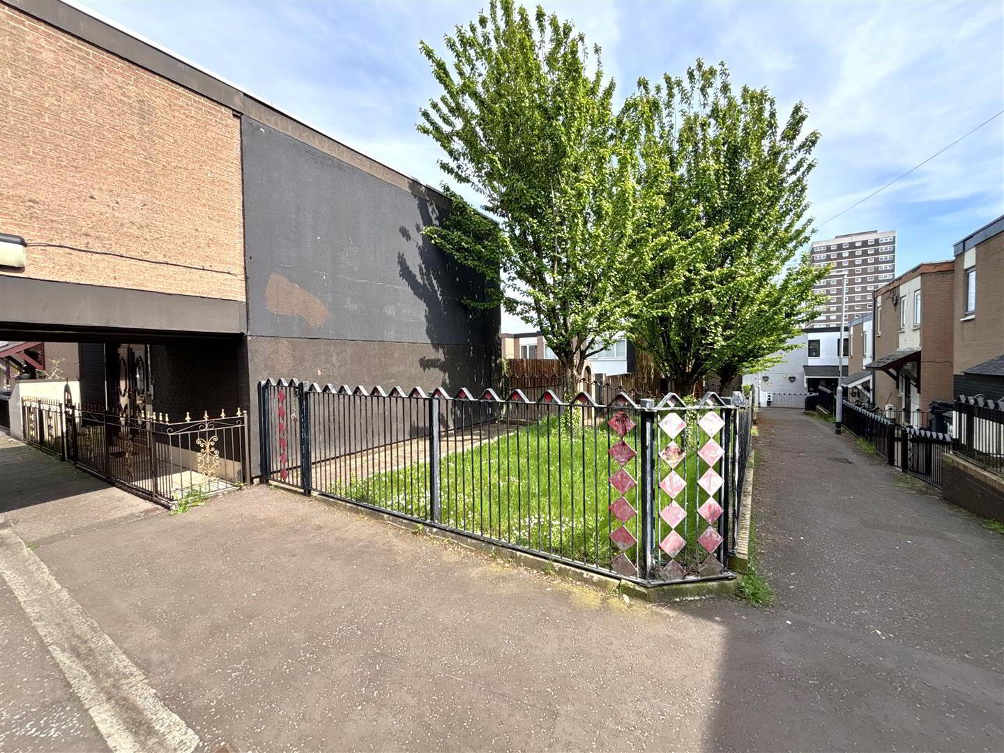 property description image
