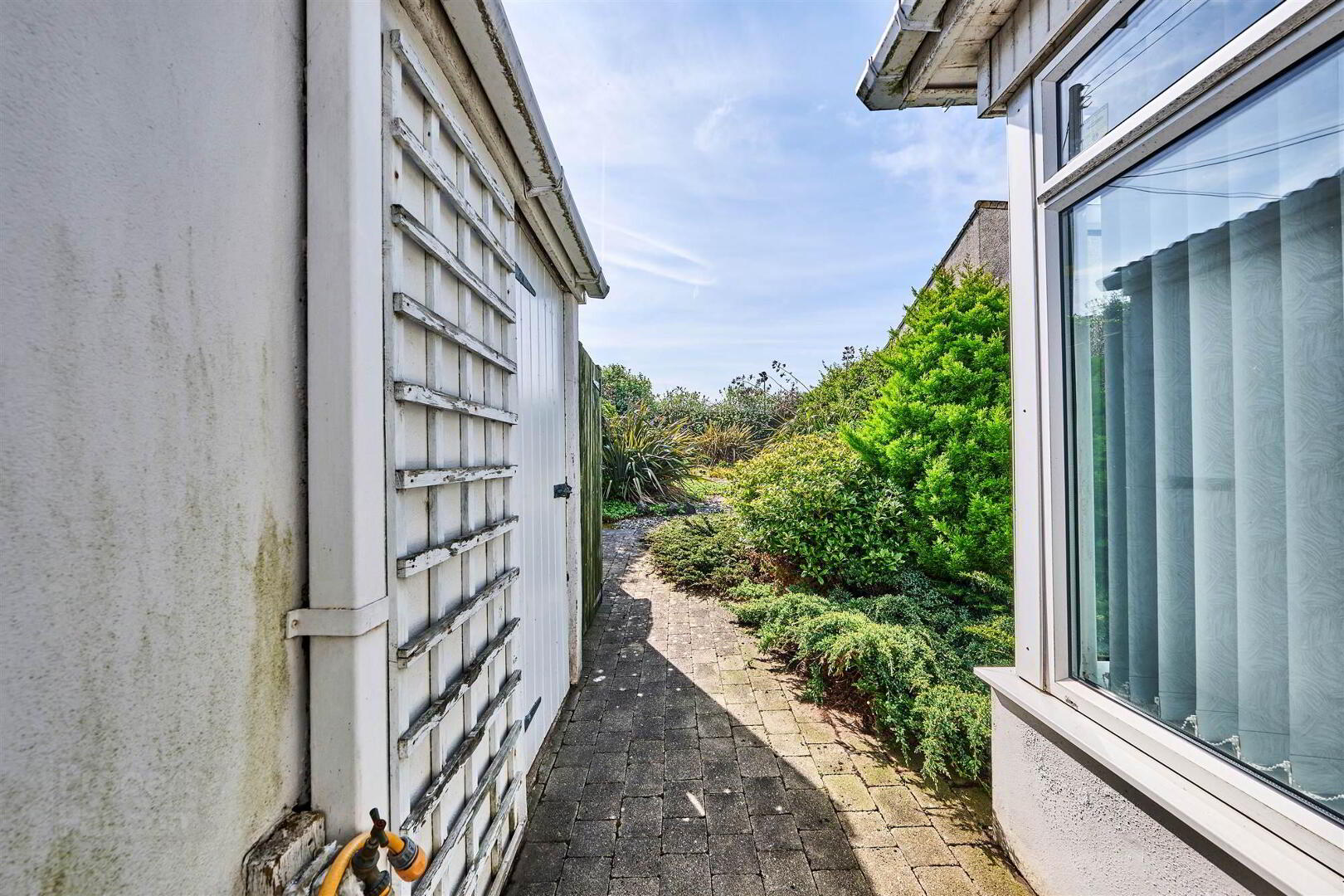 10 Lever Road 24 of 32