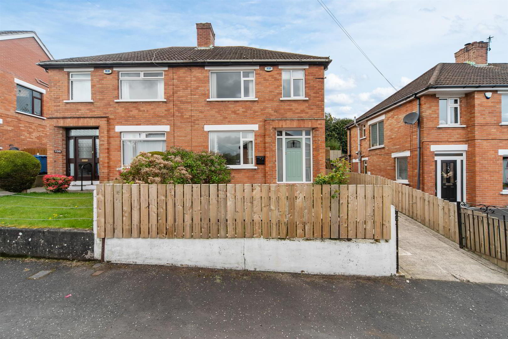 133 Knockbreda Park 1 of 32