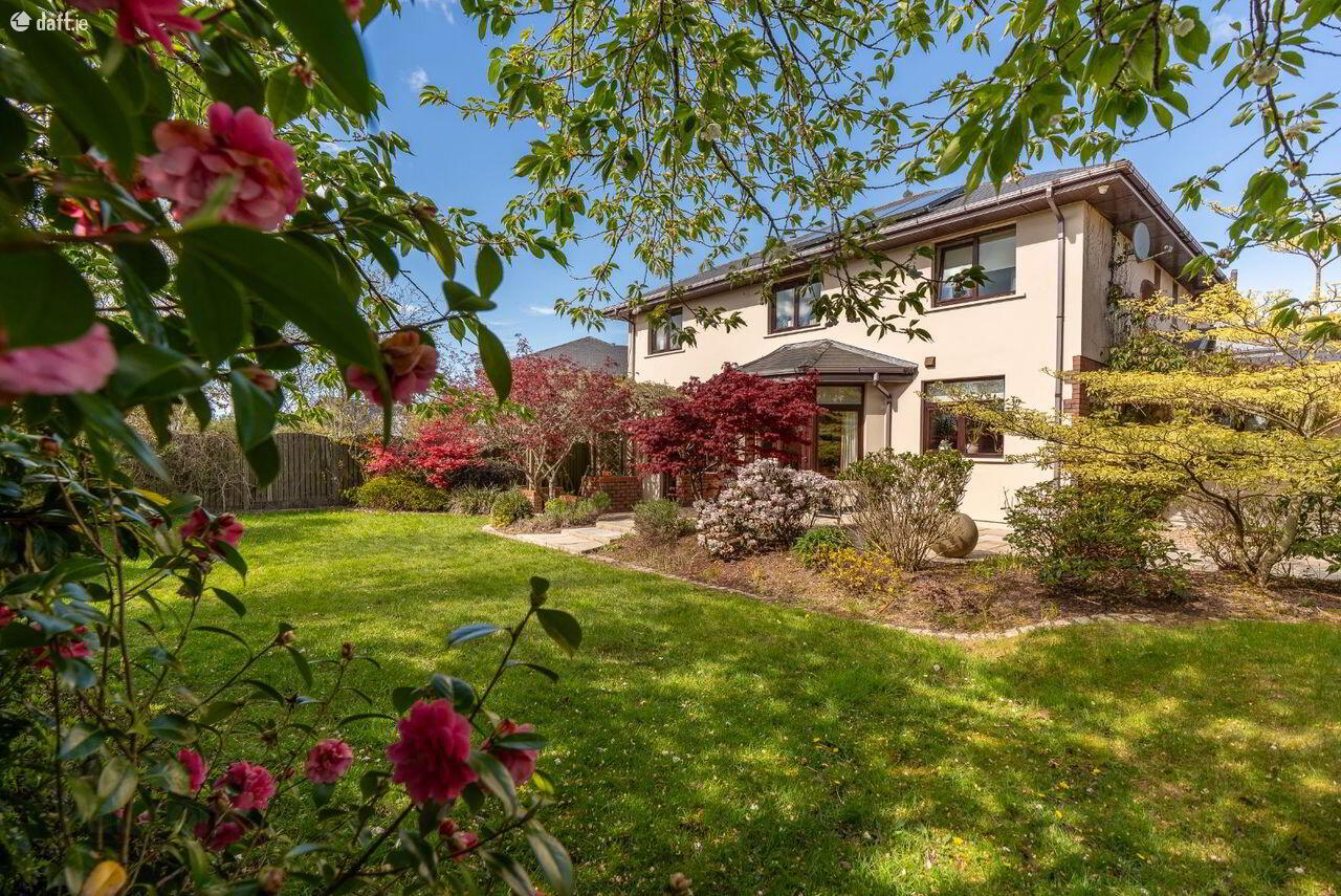 38 Heatherfield 23 of 27