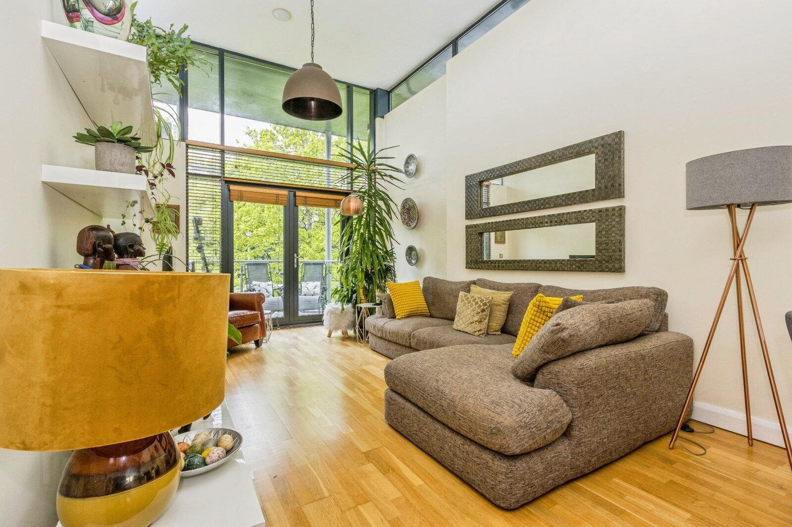property description image