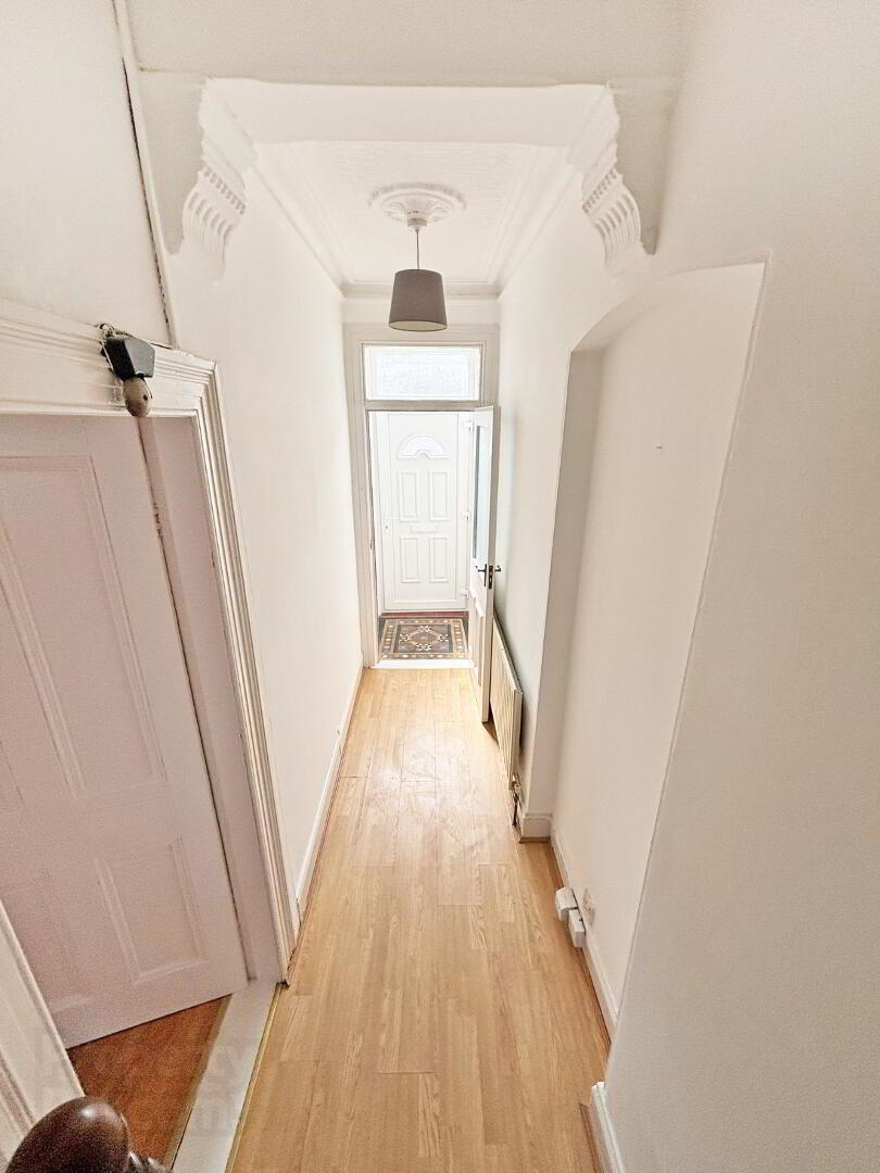 200 Ravenhill Avenue 8 of 13