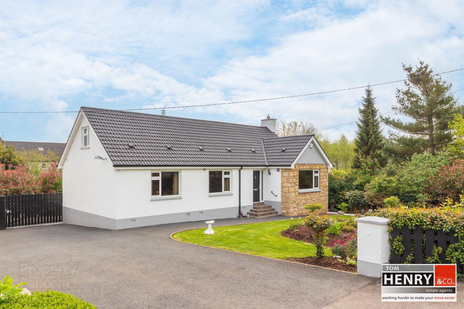 18 Trewmount Road 1 of 45
