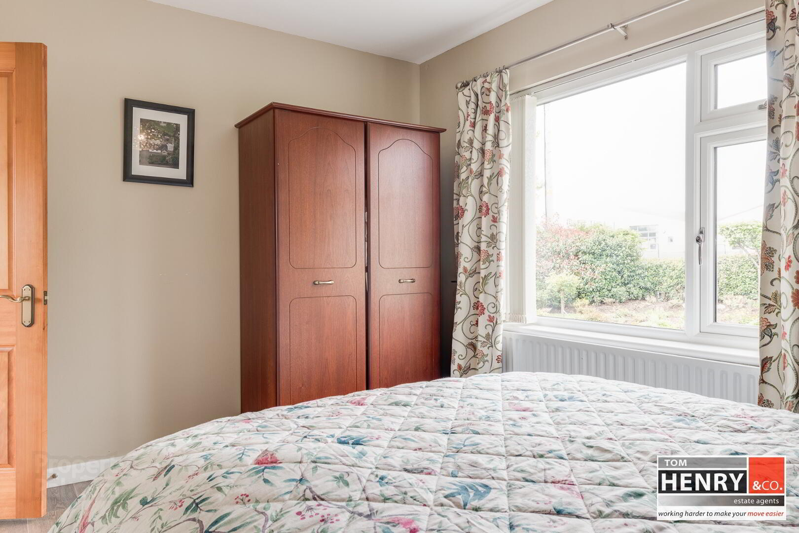18 Trewmount Road 20 of 45