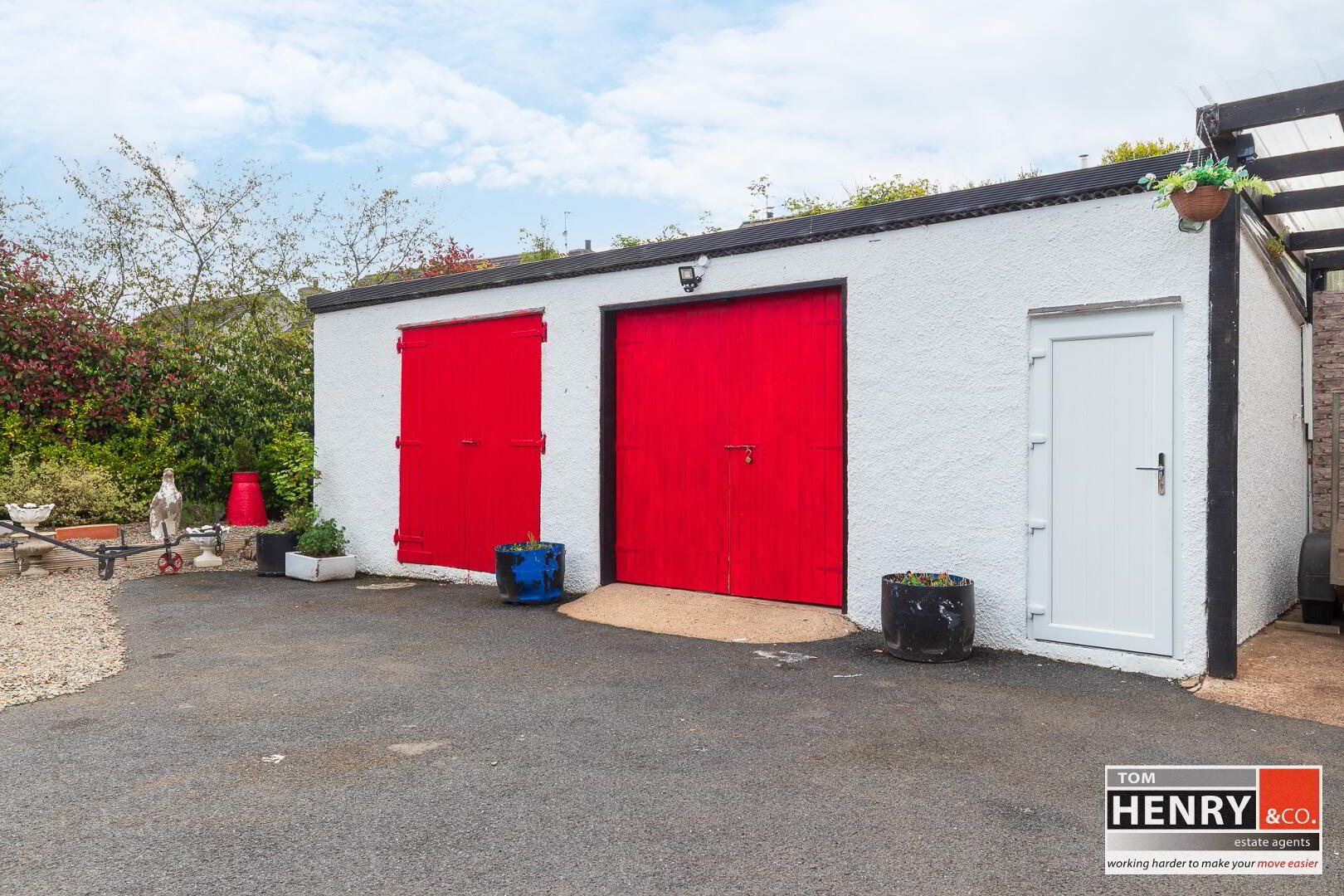 18 Trewmount Road 33 of 45
