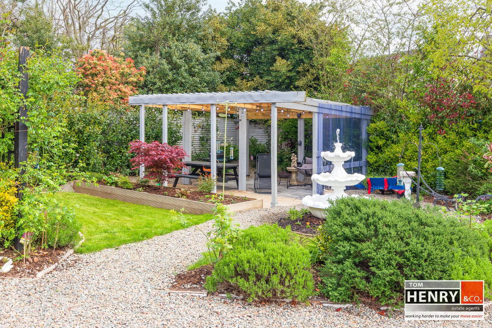 18 Trewmount Road 37 of 45