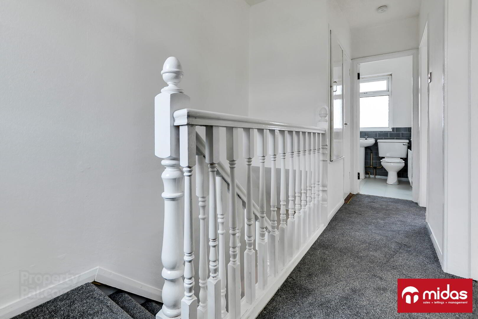 12 Dunree Gardens 6 of 9