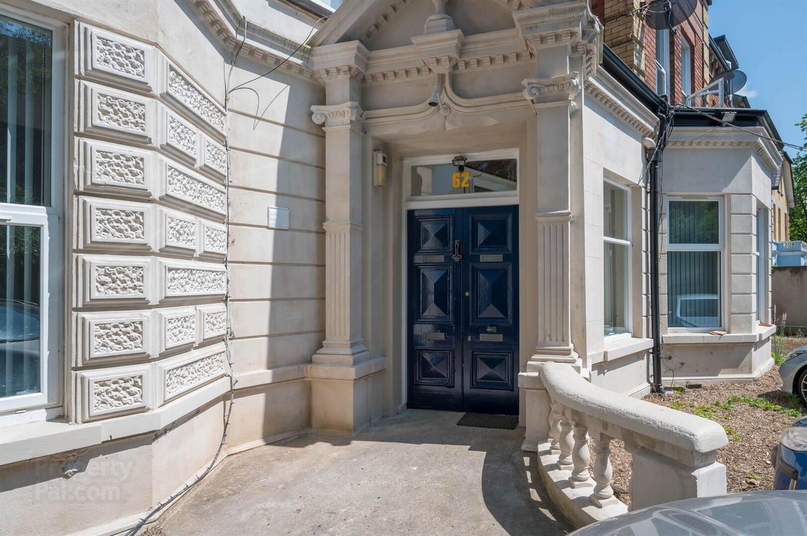 Apt 3, 62 Malone Road 3 of 14