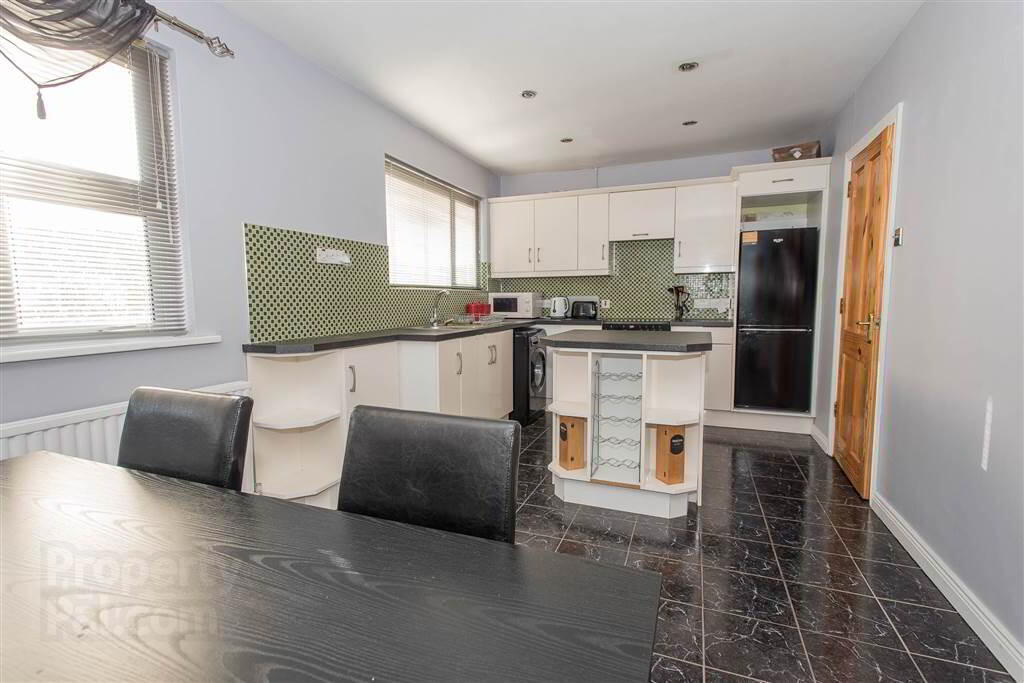 5 Orangefield Drive 5 of 10