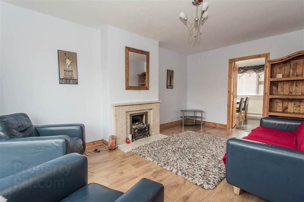 5 Orangefield Drive 3 of 10