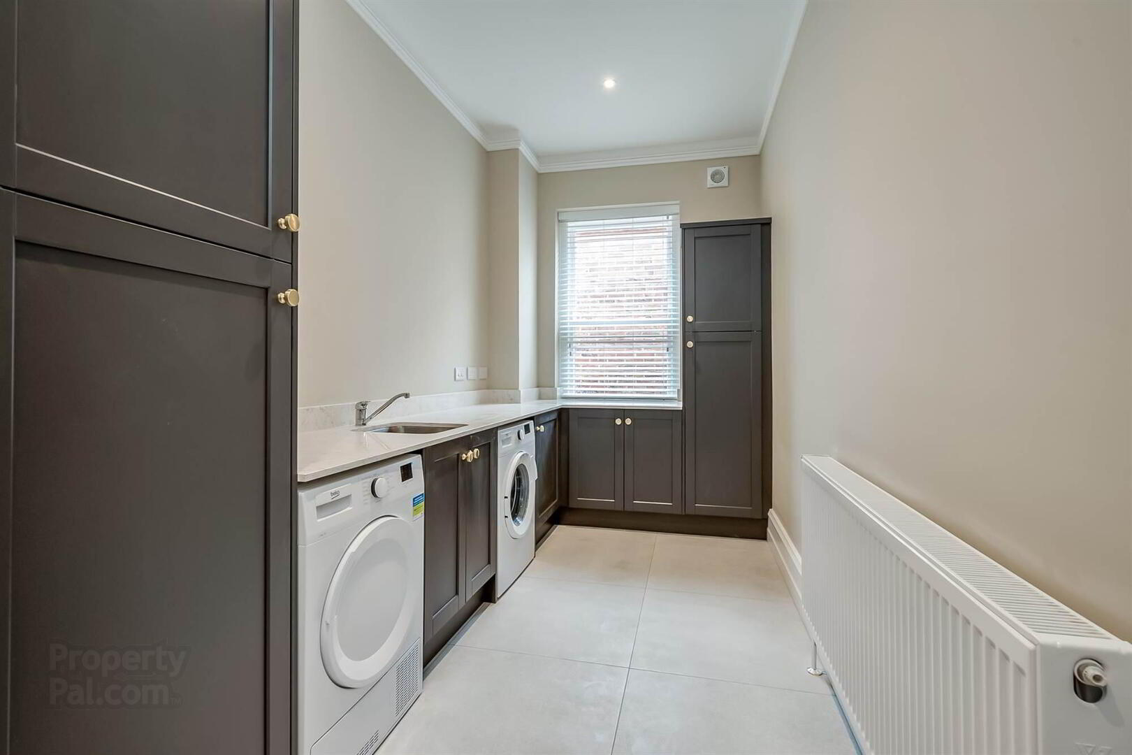 Apt 21 Admin House, At Belvoir Park 17 of 20