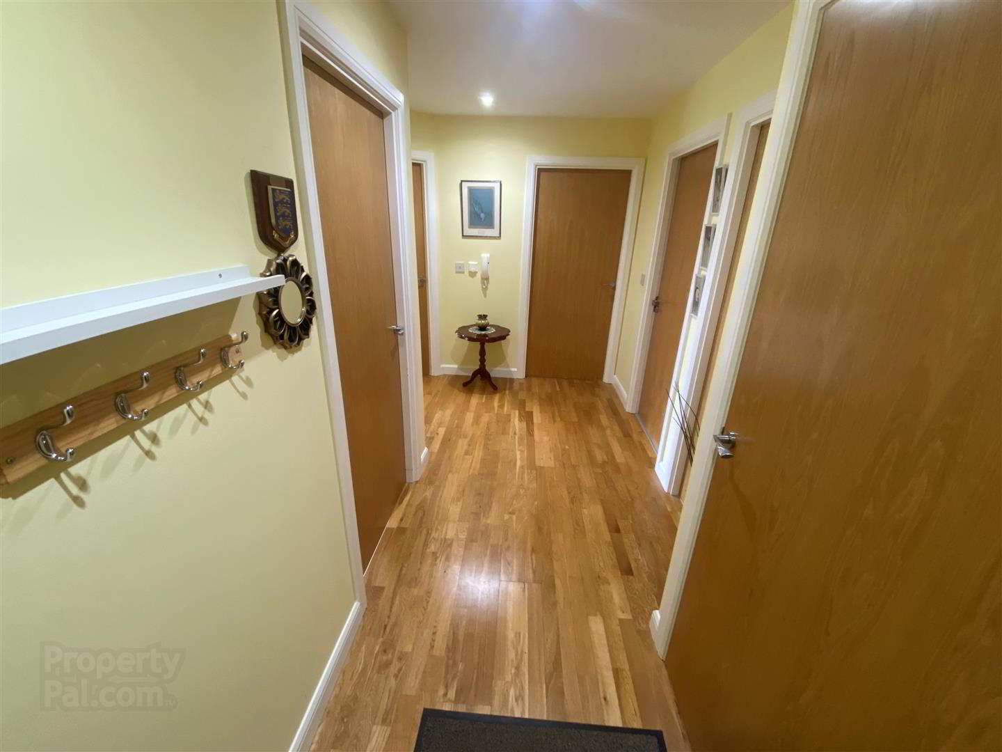 154 Castle Street 6 of 19