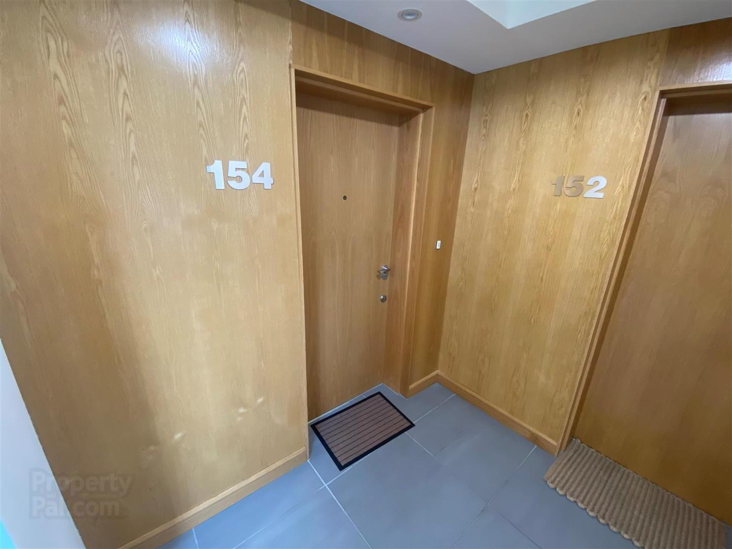154 Castle Street 5 of 19