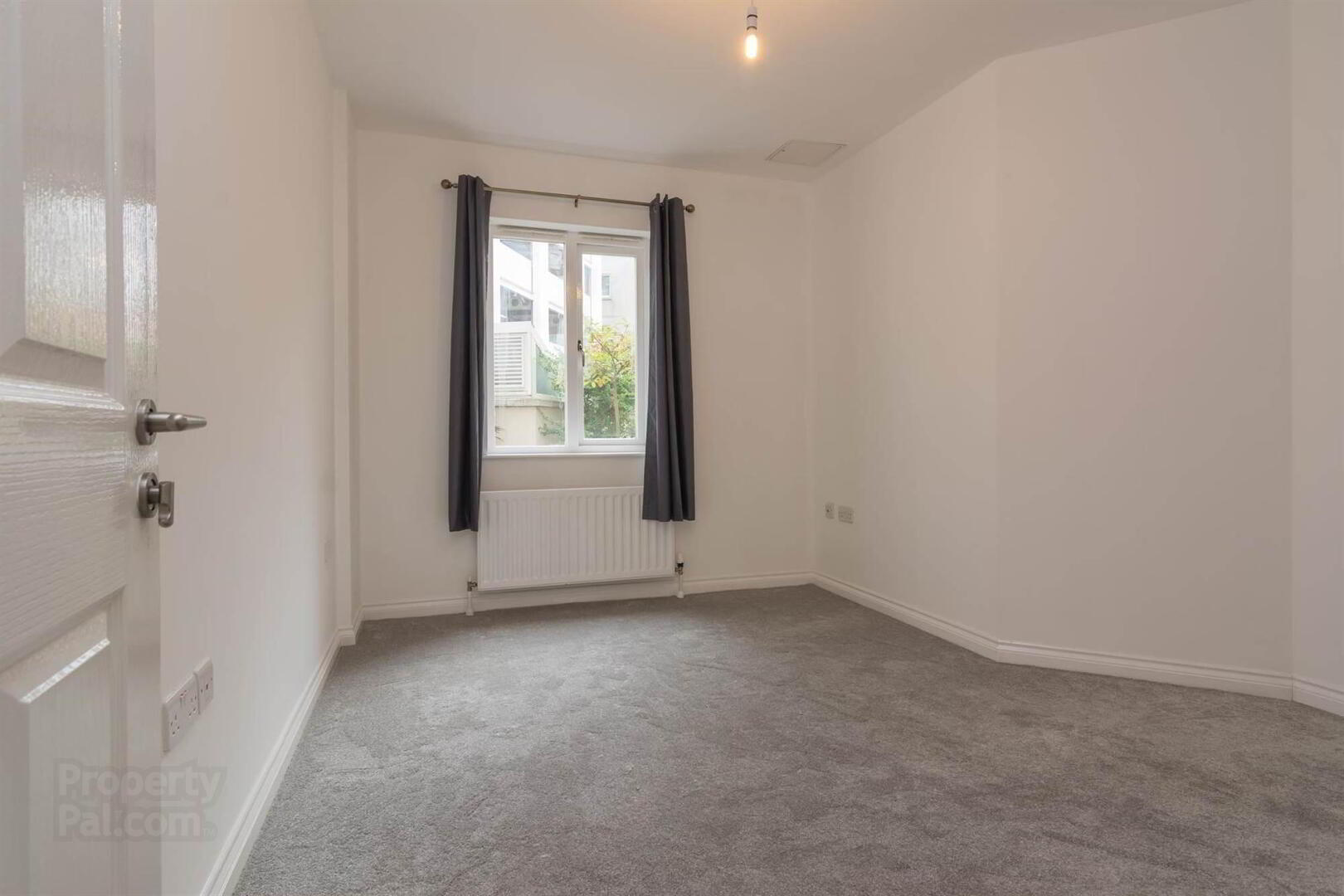 204 Saint Anne's Square (albert Court), 7 Edward Street 8 of 14