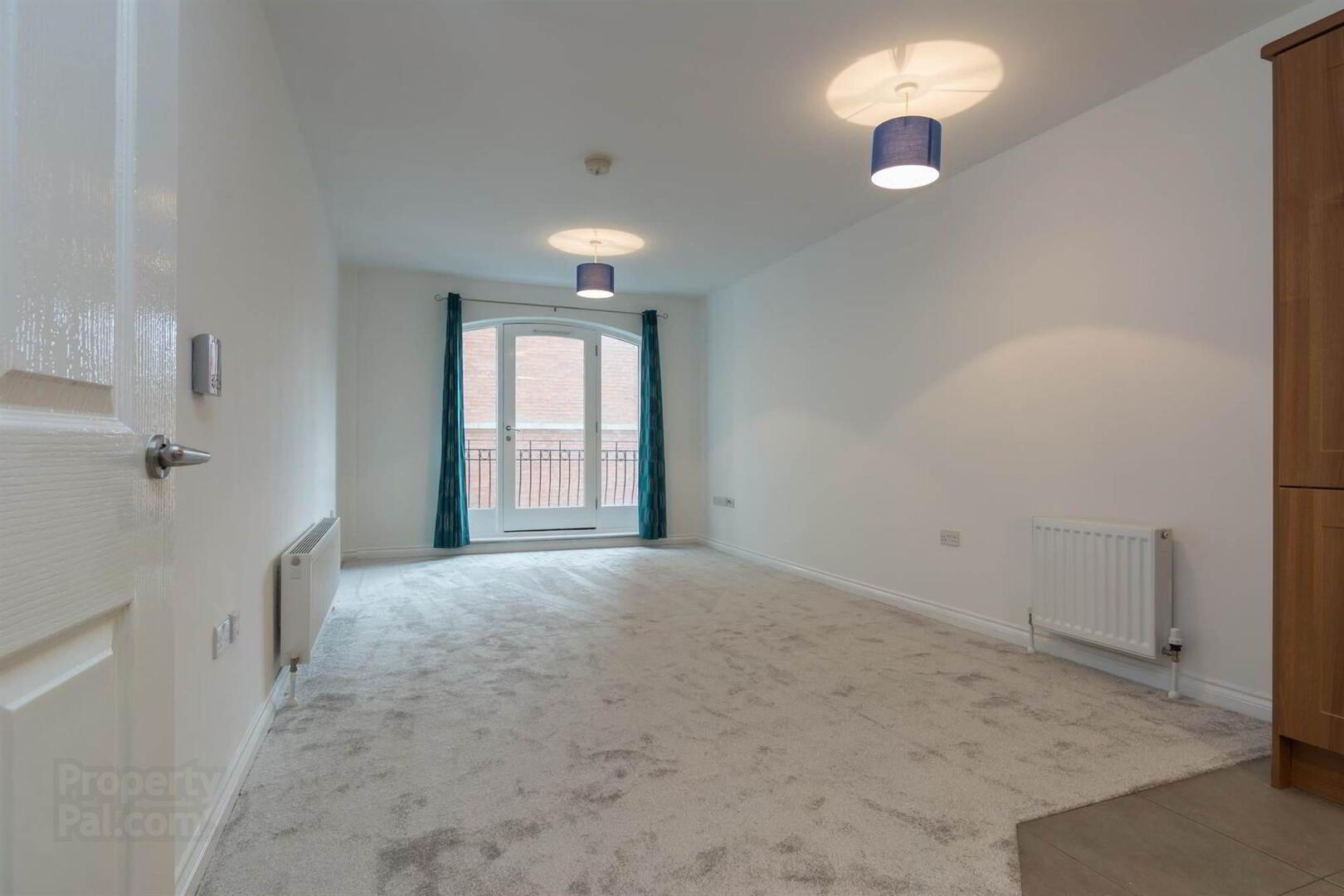 204 Saint Anne's Square (albert Court), 7 Edward Street 9 of 14