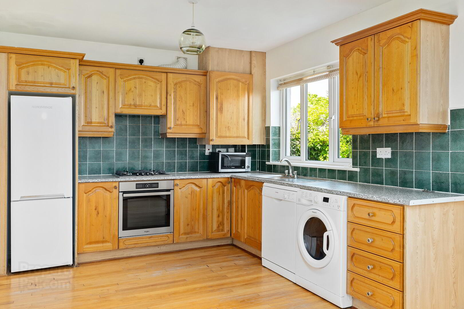 property description image