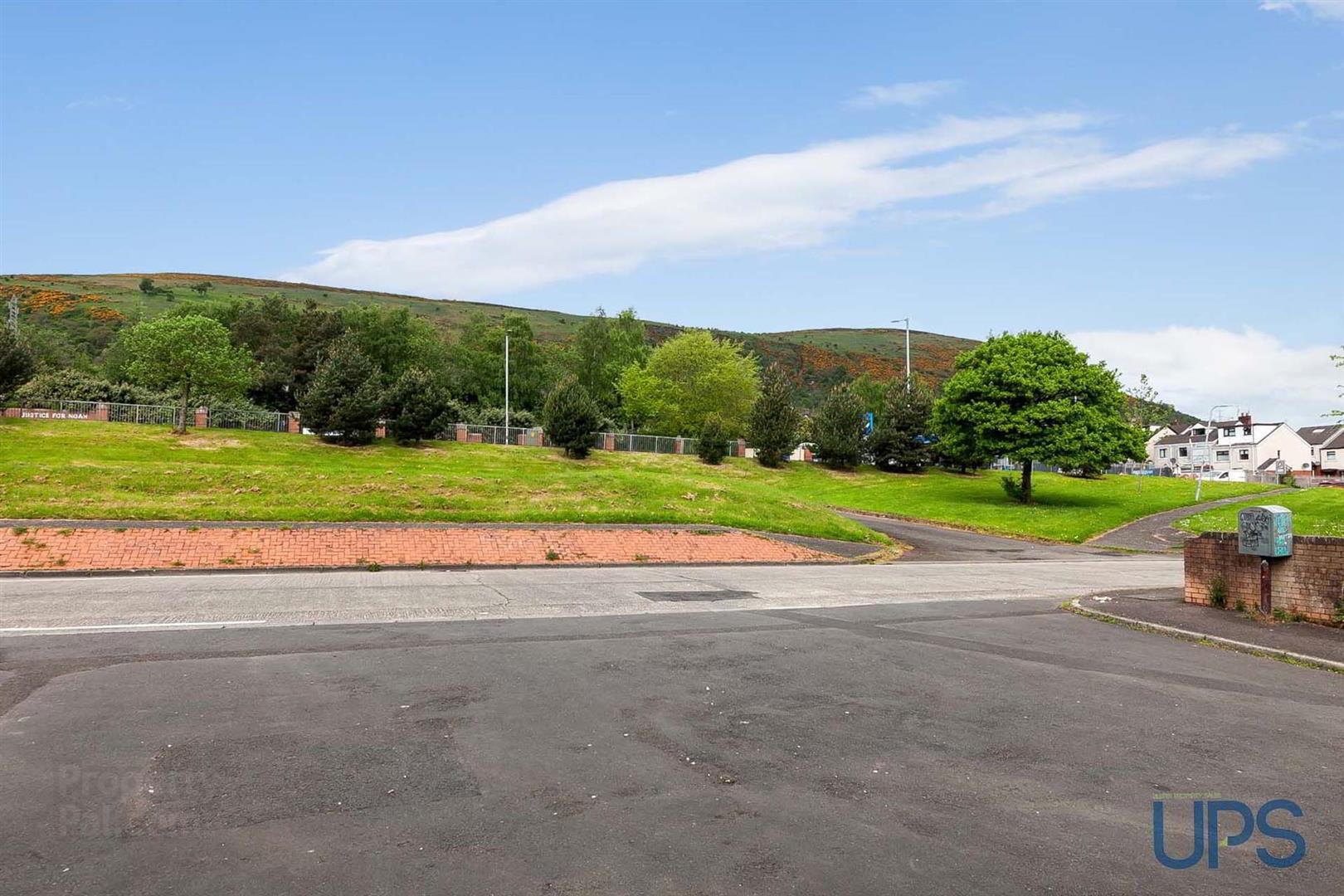 property description image