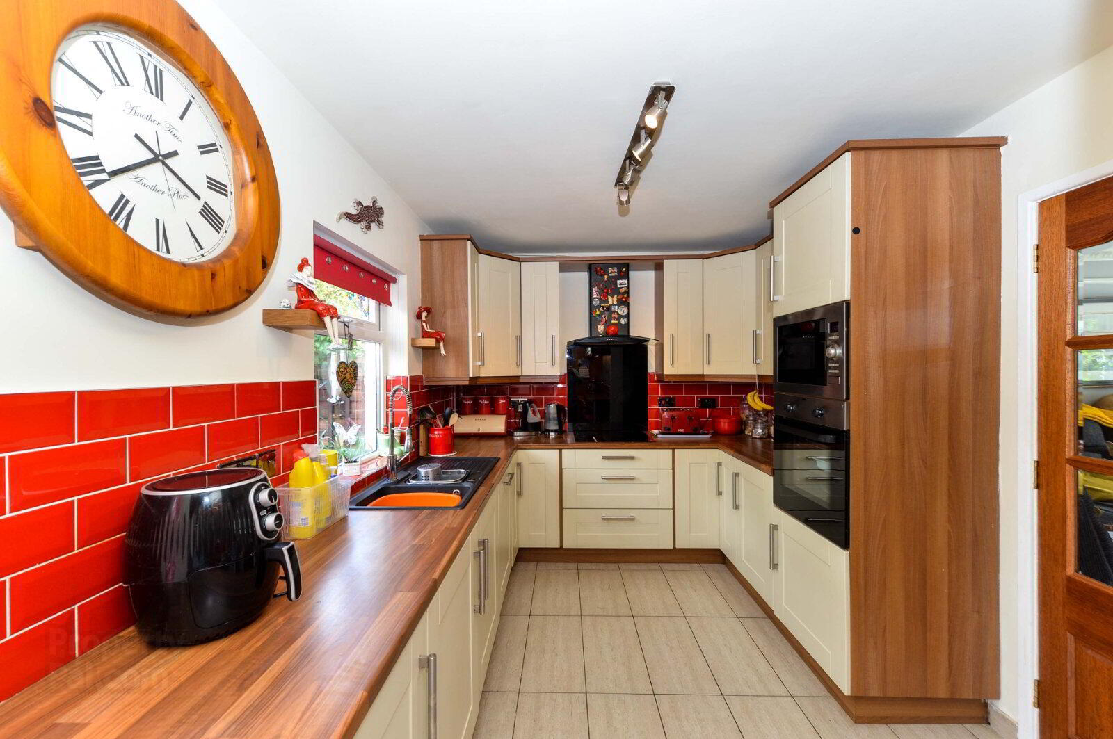 4 Ardgreenan Crescent 7 of 16