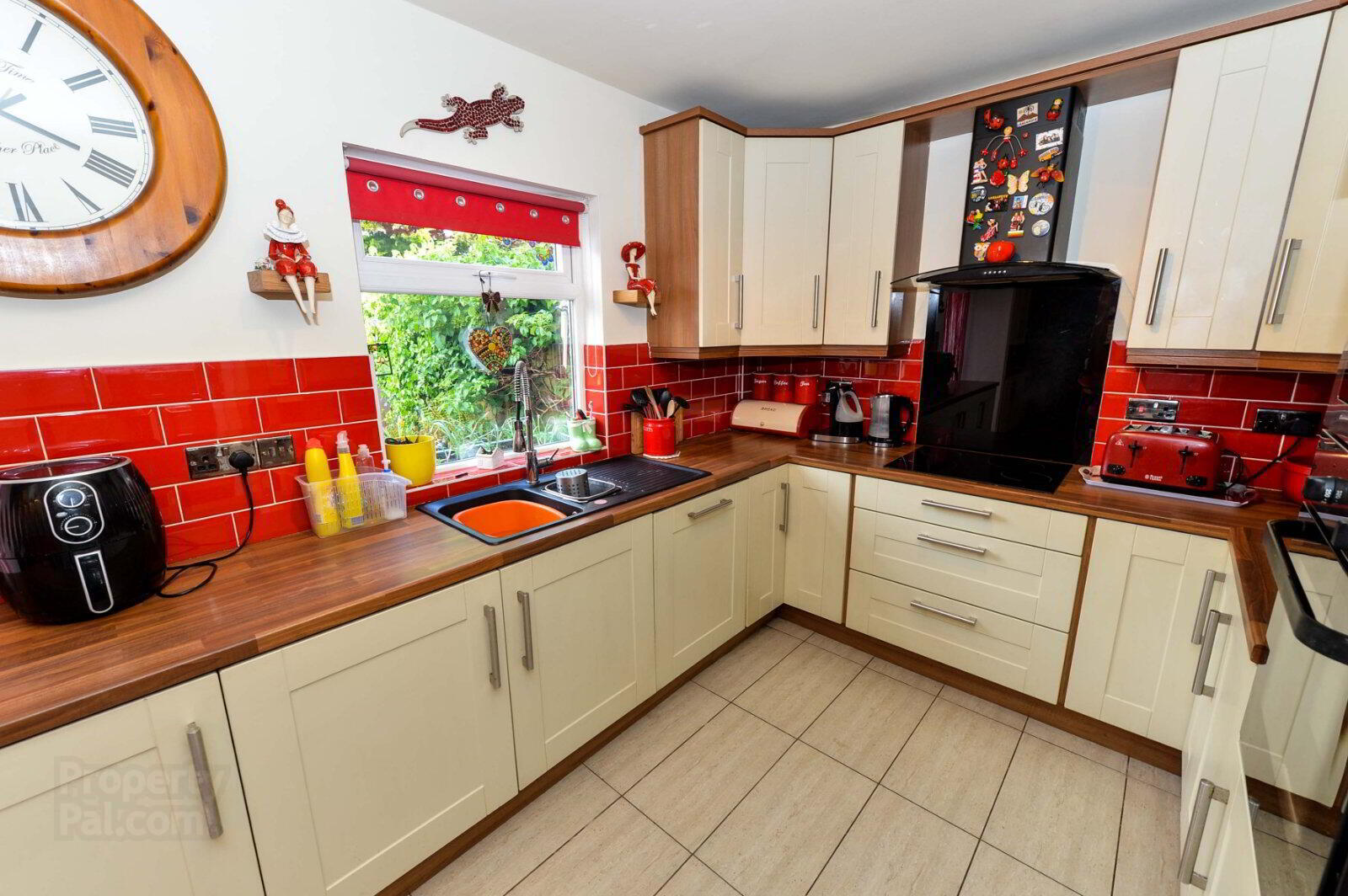 4 Ardgreenan Crescent 8 of 16
