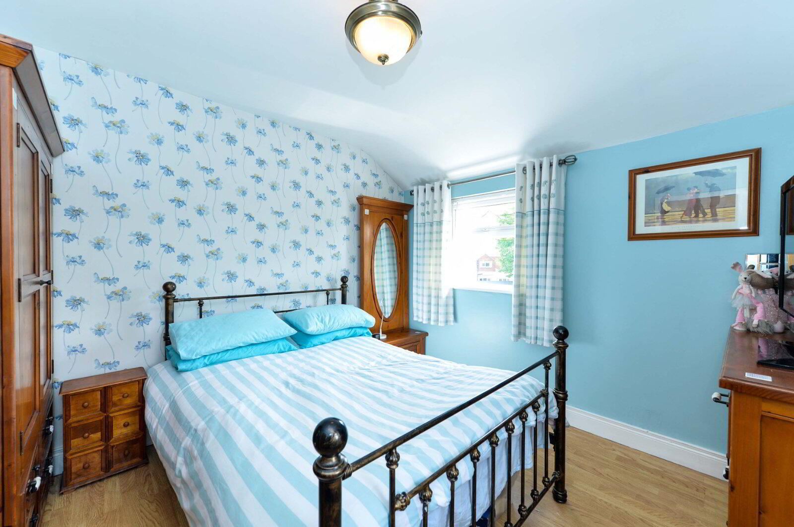4 Ardgreenan Crescent 11 of 16
