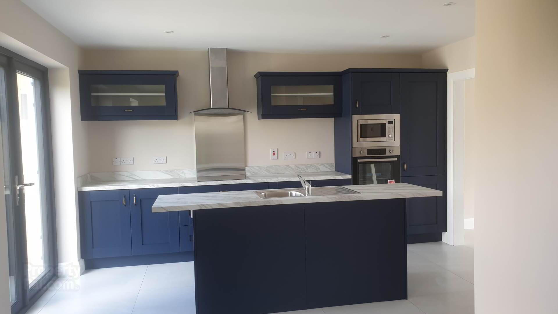 8 Drumcarbit Mews 6 of 39