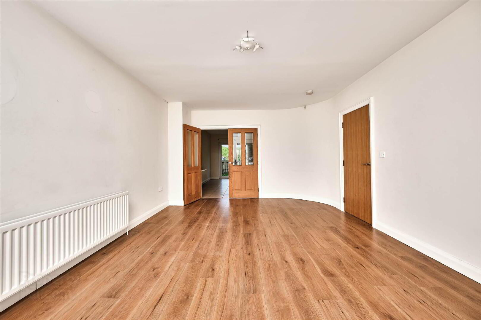 1 Rugby Road 4 of 28