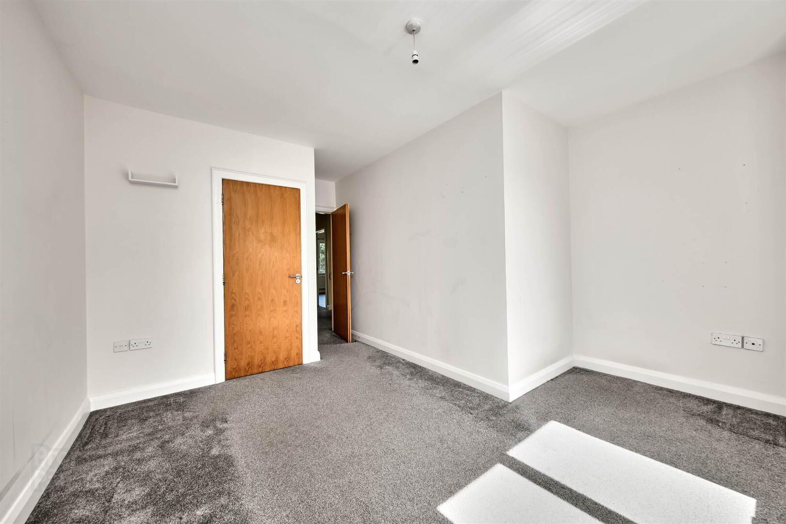 1 Rugby Road 12 of 28