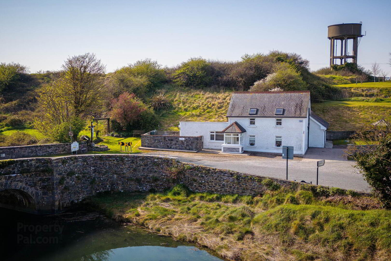 Bridge House 2 of 18