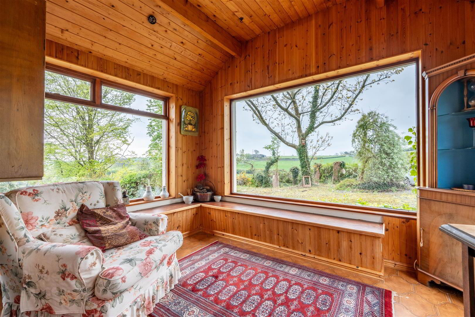 property description image