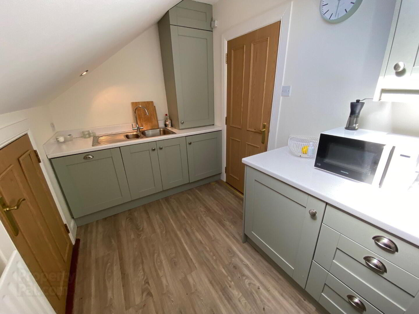 Apt 6, 23 Knock Road 6 of 12