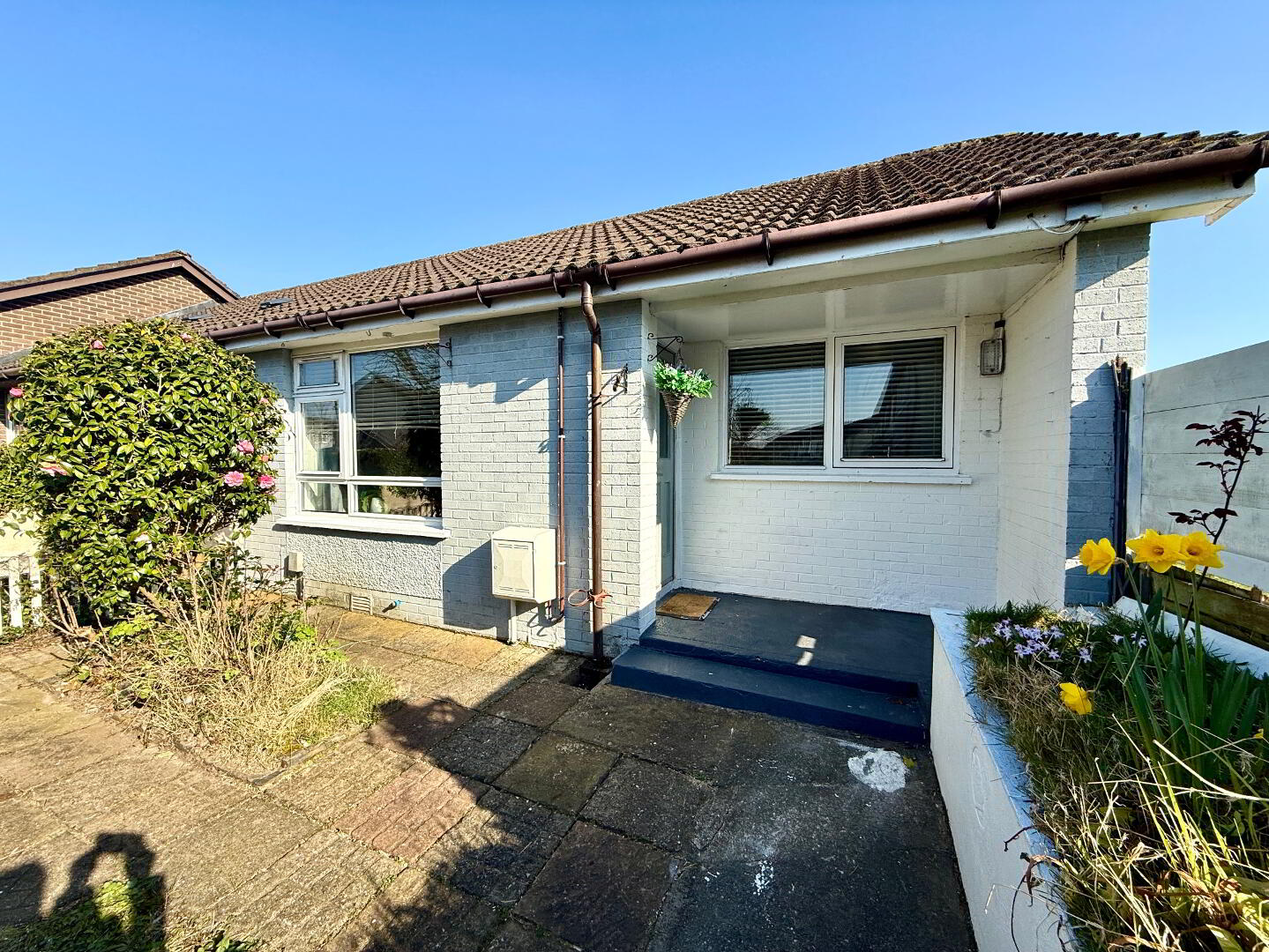 property description image