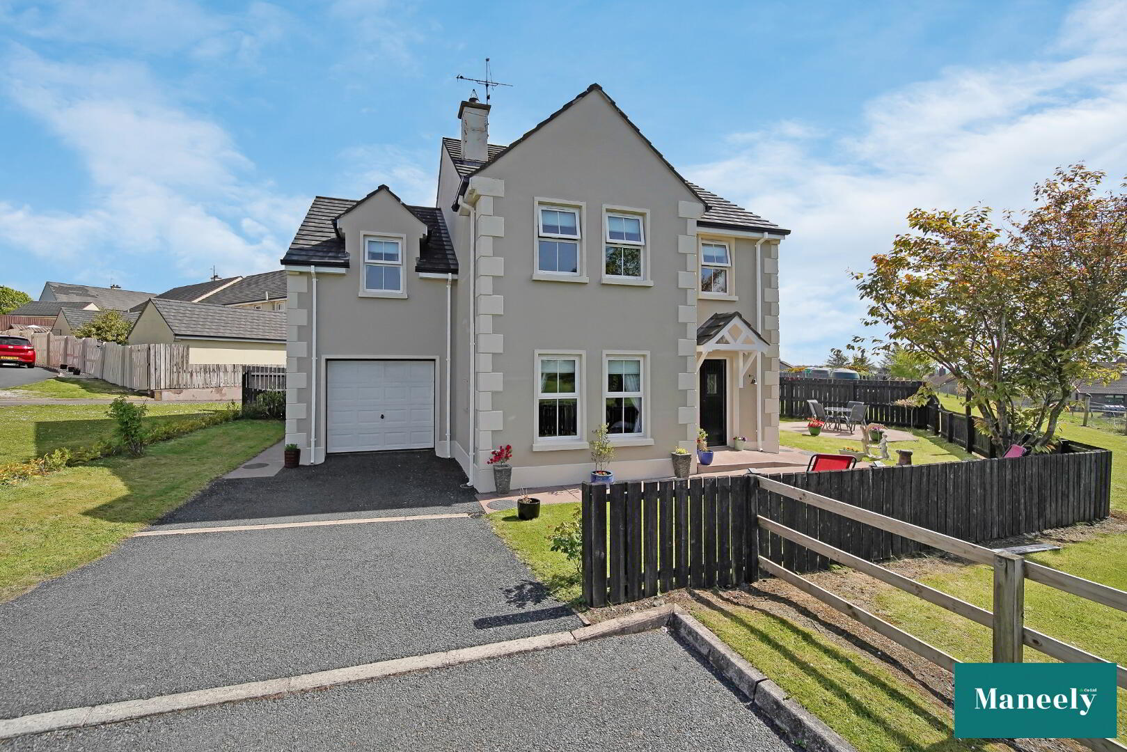 23 Cabhan Aluinn 1 of 46