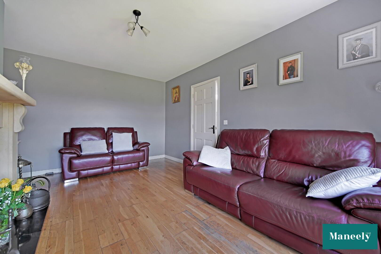 23 Cabhan Aluinn 10 of 46