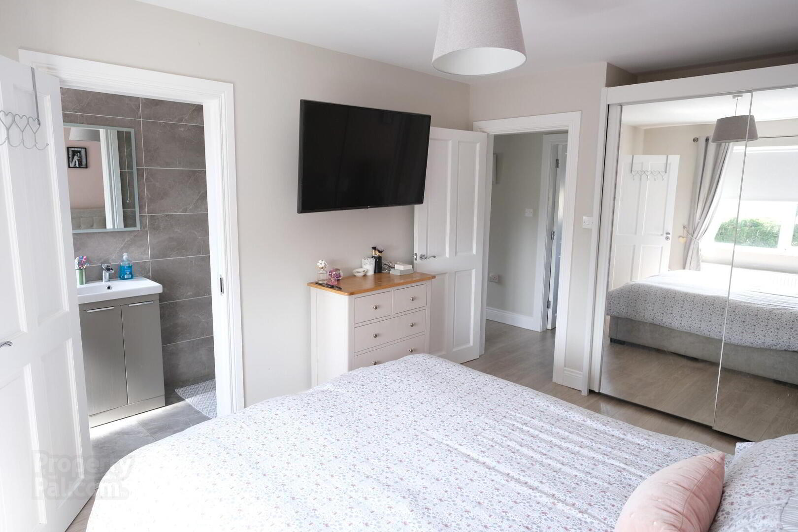 5 Birchgrove 14 of 24