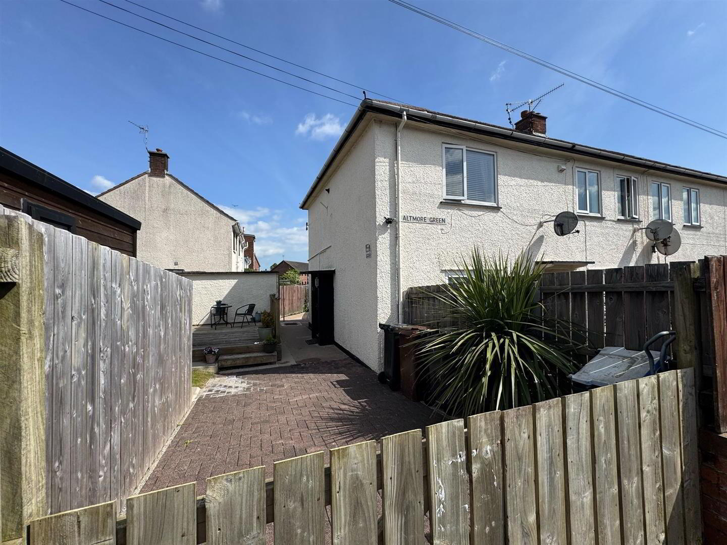 property description image