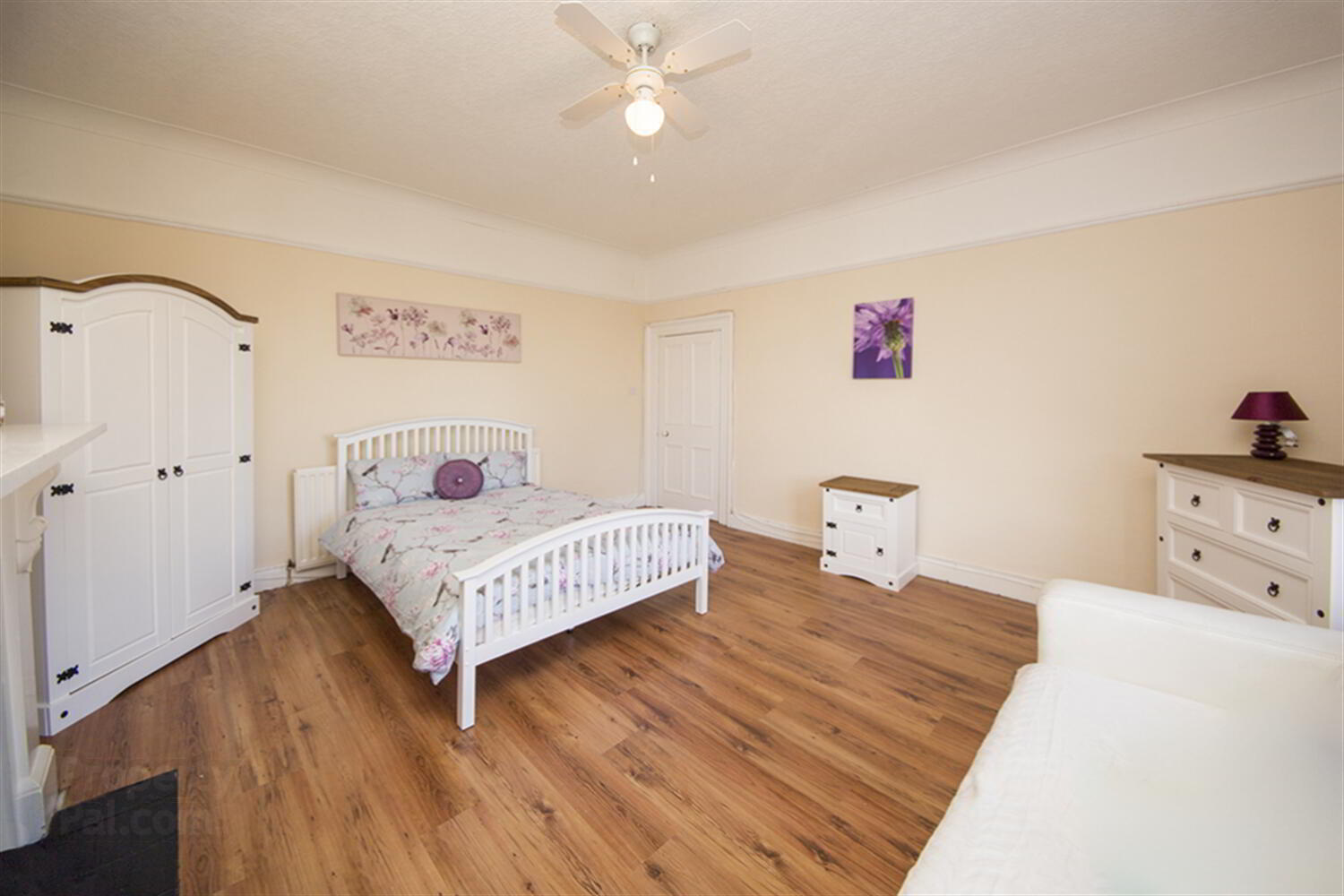 property description image