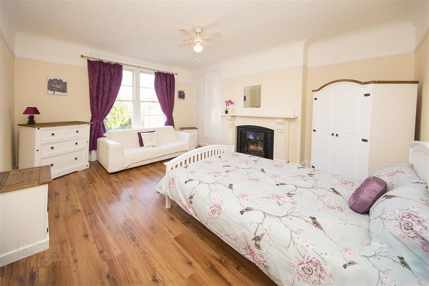 Room 2, 270b Antrim Road 1 of 4