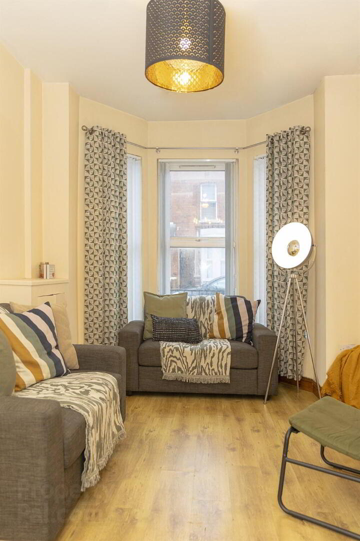 Room 2, 43 Melrose Street 9 of 18