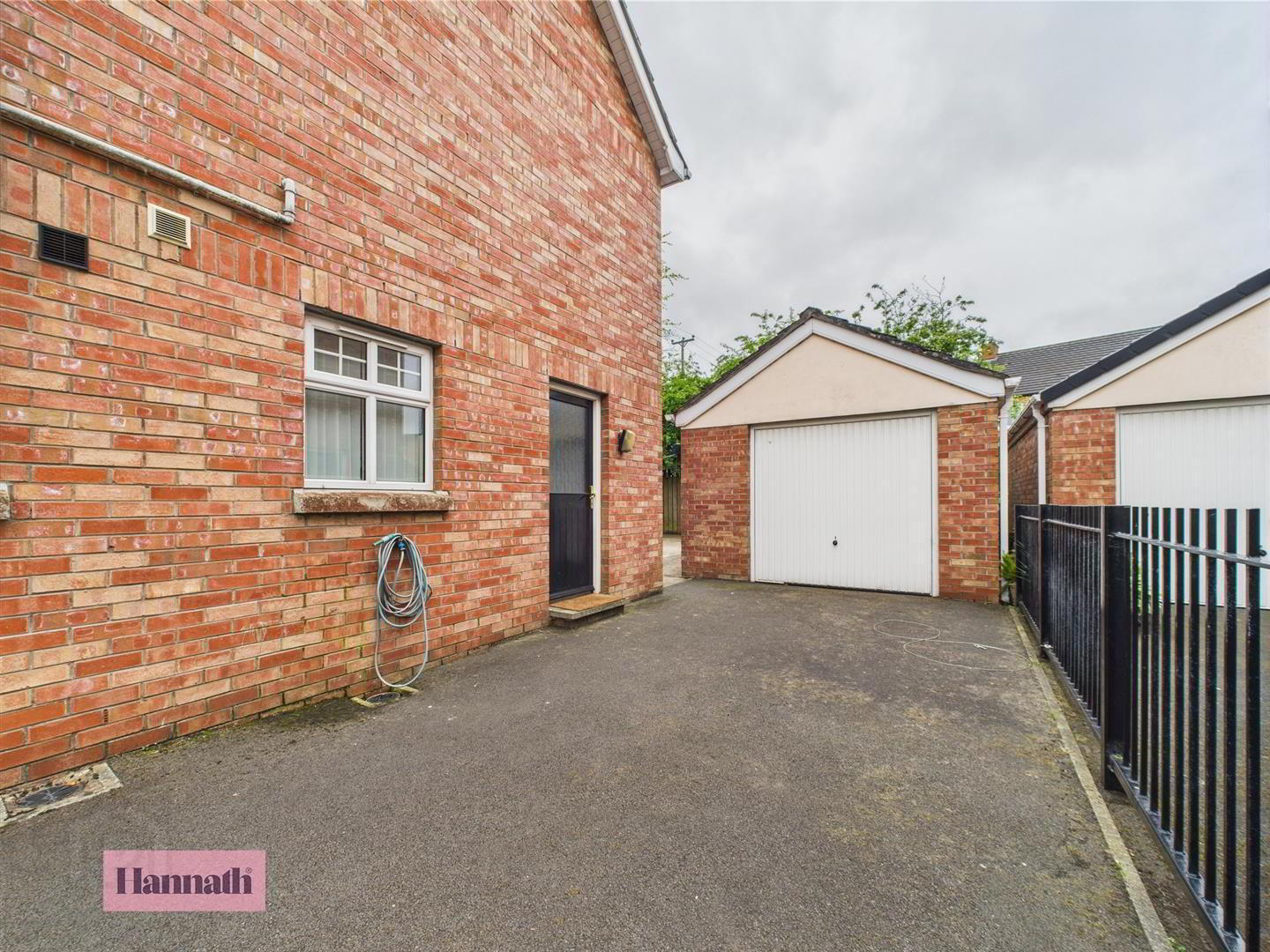 7 Knocknashane Park 2 of 24