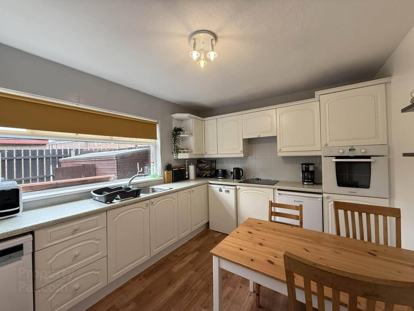 25 Broomhill 3 of 9