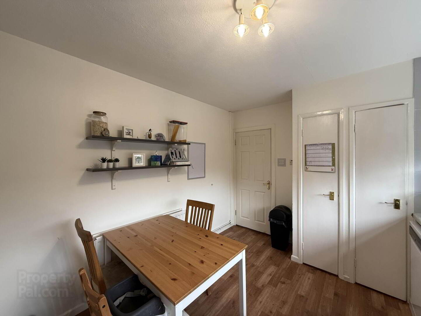 25 Broomhill 4 of 9