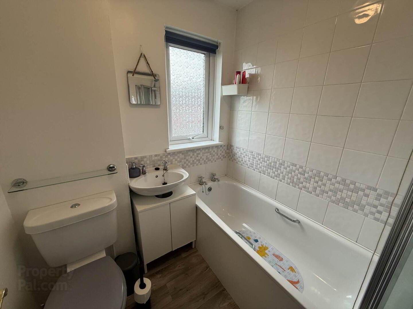 25 Broomhill 5 of 9