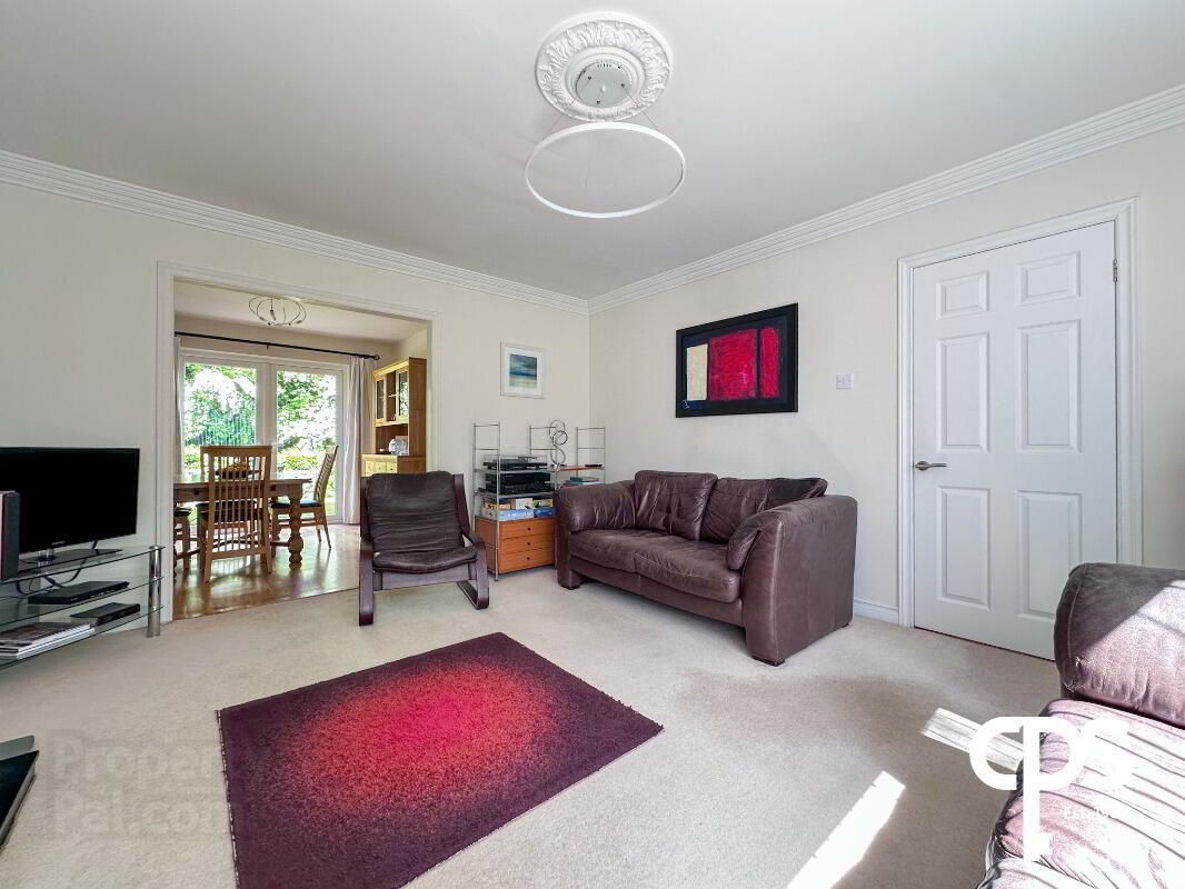 5 Mellifont Court 7 of 36