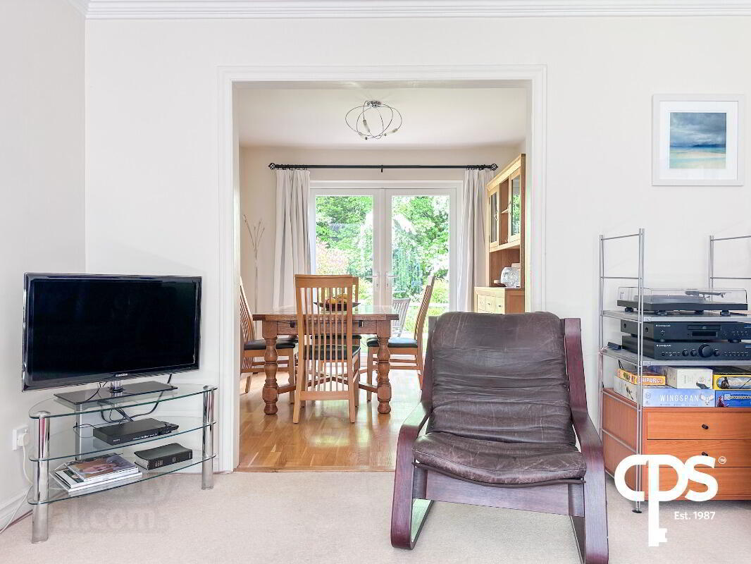 5 Mellifont Court 8 of 36