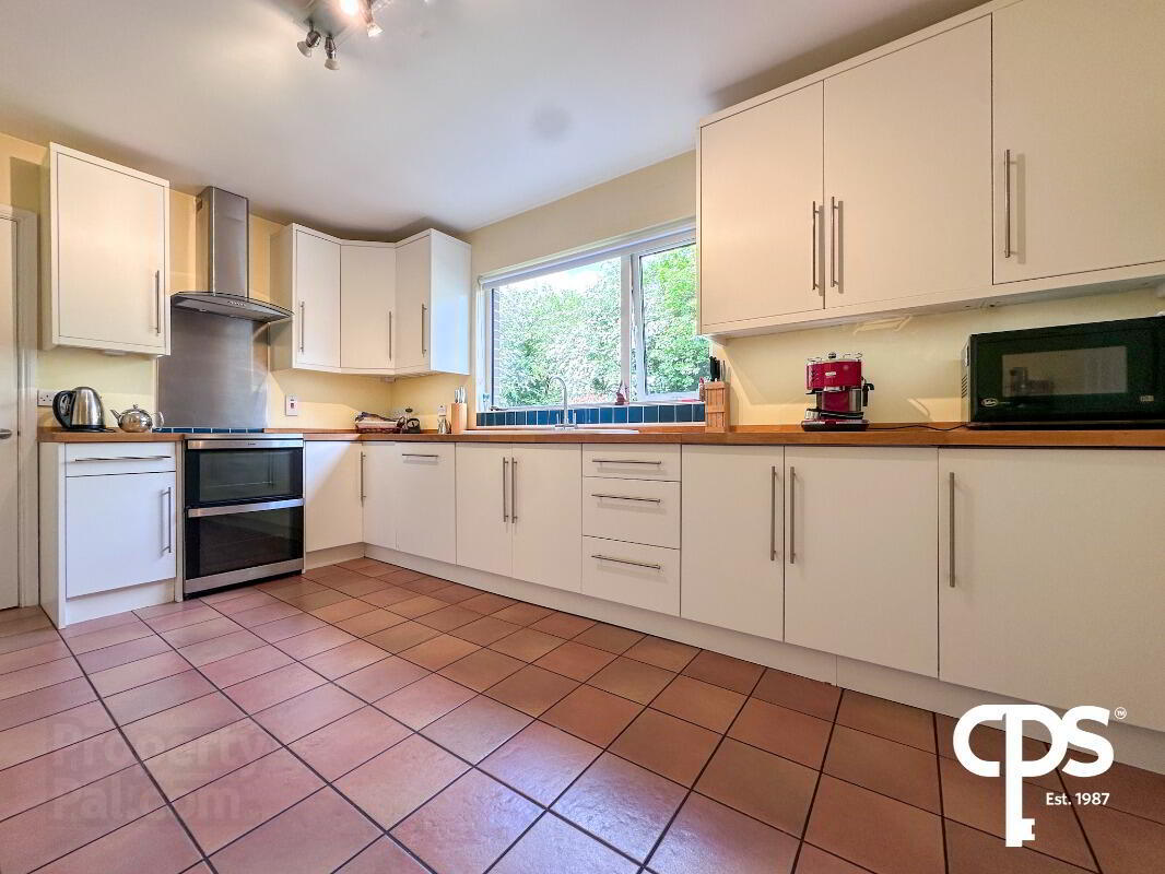 5 Mellifont Court 11 of 36