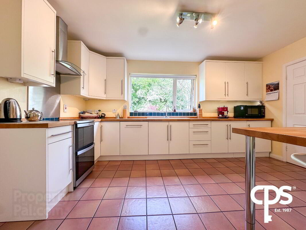 5 Mellifont Court 12 of 36