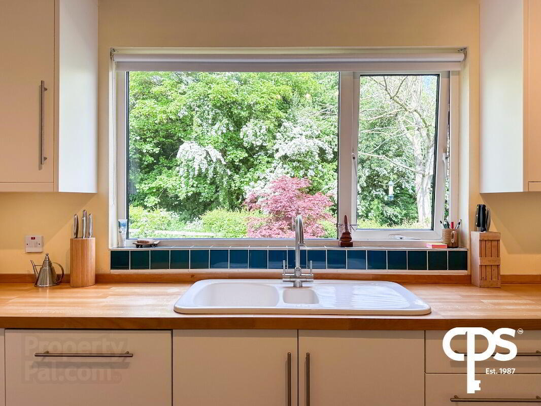 5 Mellifont Court 13 of 36
