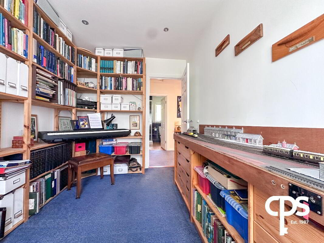 5 Mellifont Court 26 of 36