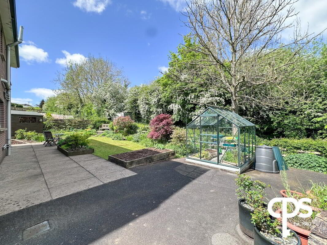 5 Mellifont Court 30 of 36