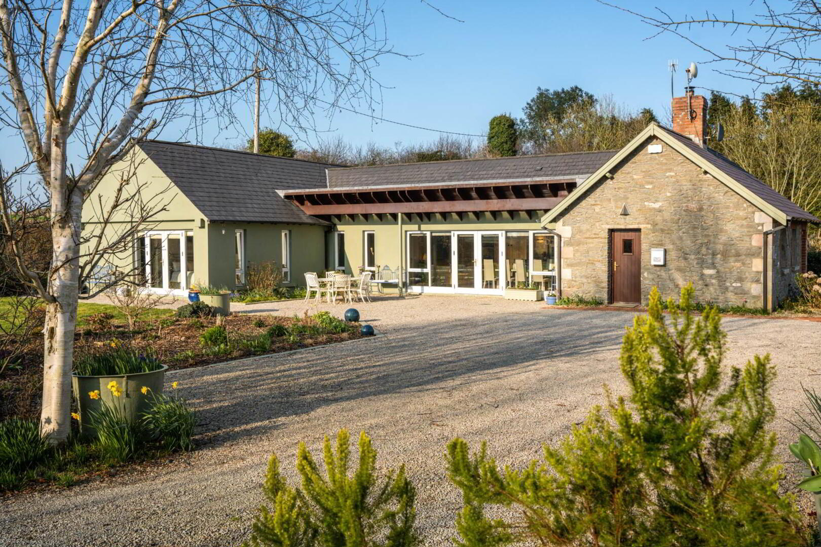 property description image